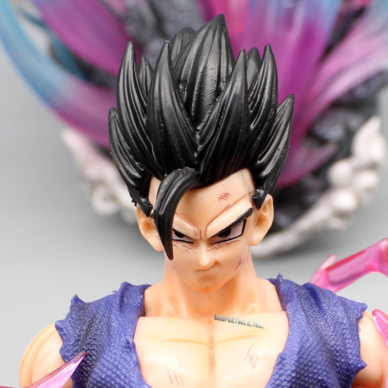 DRAGON BALL GOHAN FIGURE