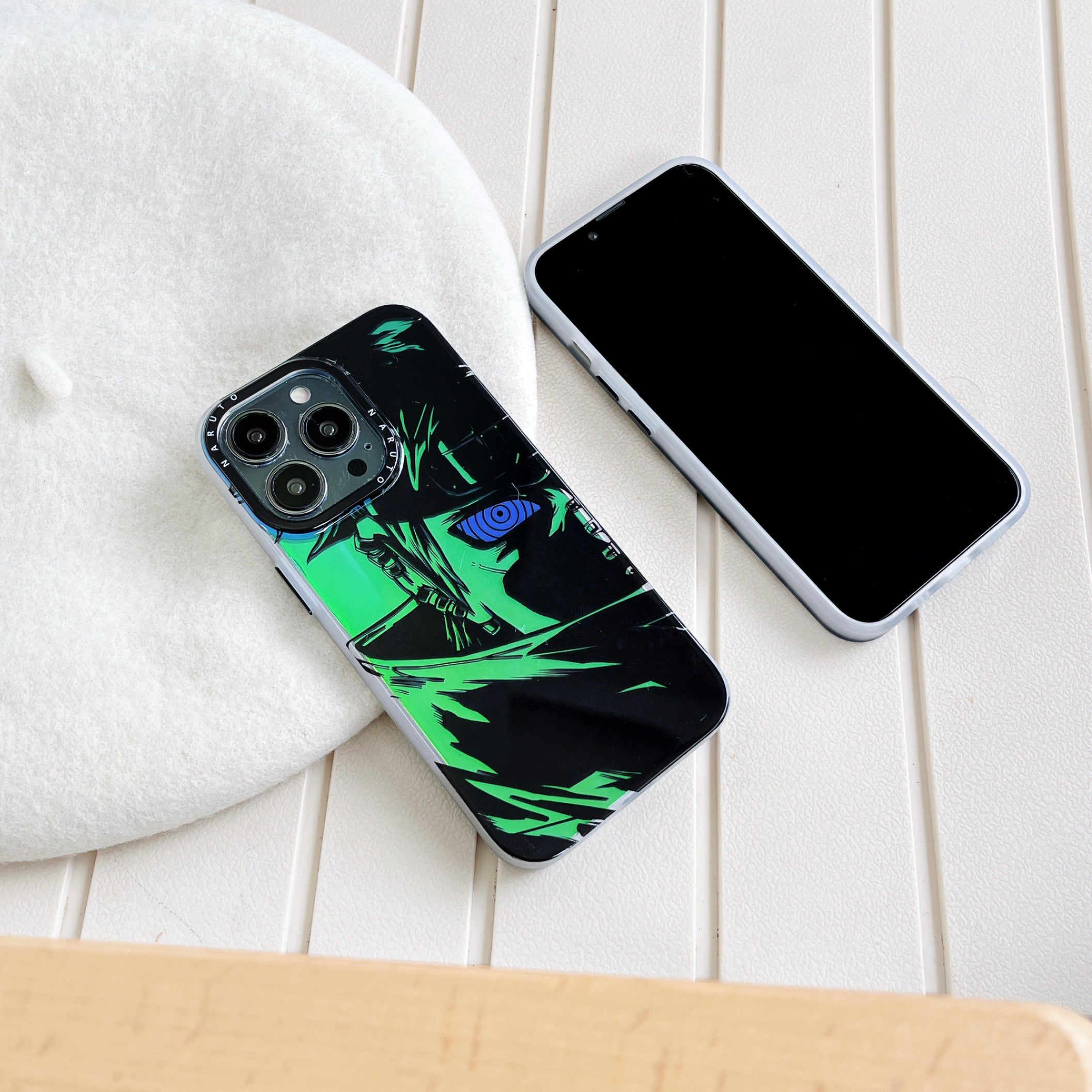👉🔗LINK in Bio to get your Naruto holographic Phone case 🔥 Follow  @uchihazoro0 for more 🙏