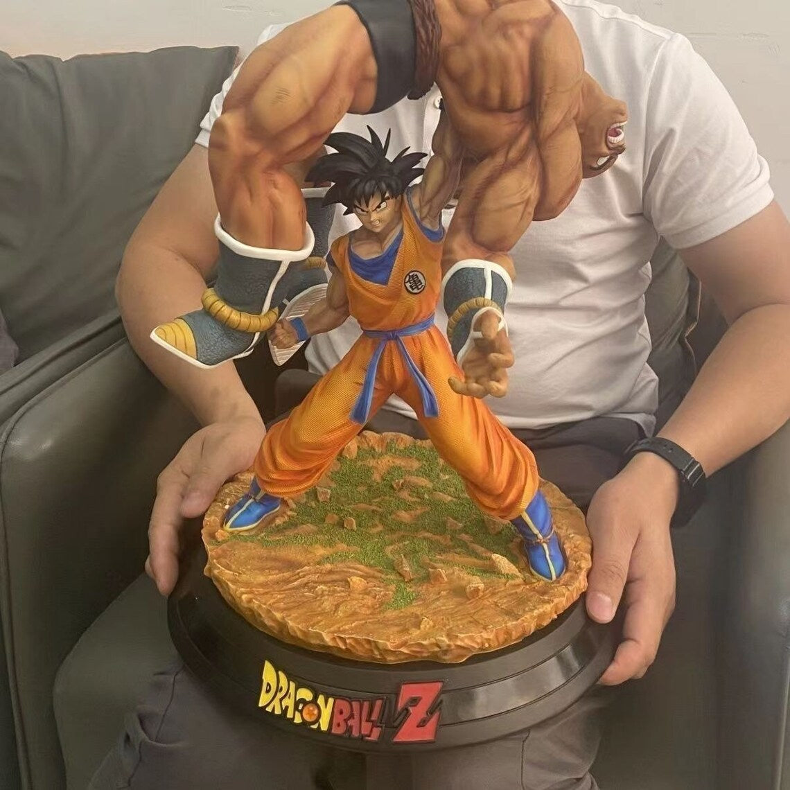 Goku VS Nappa Figure