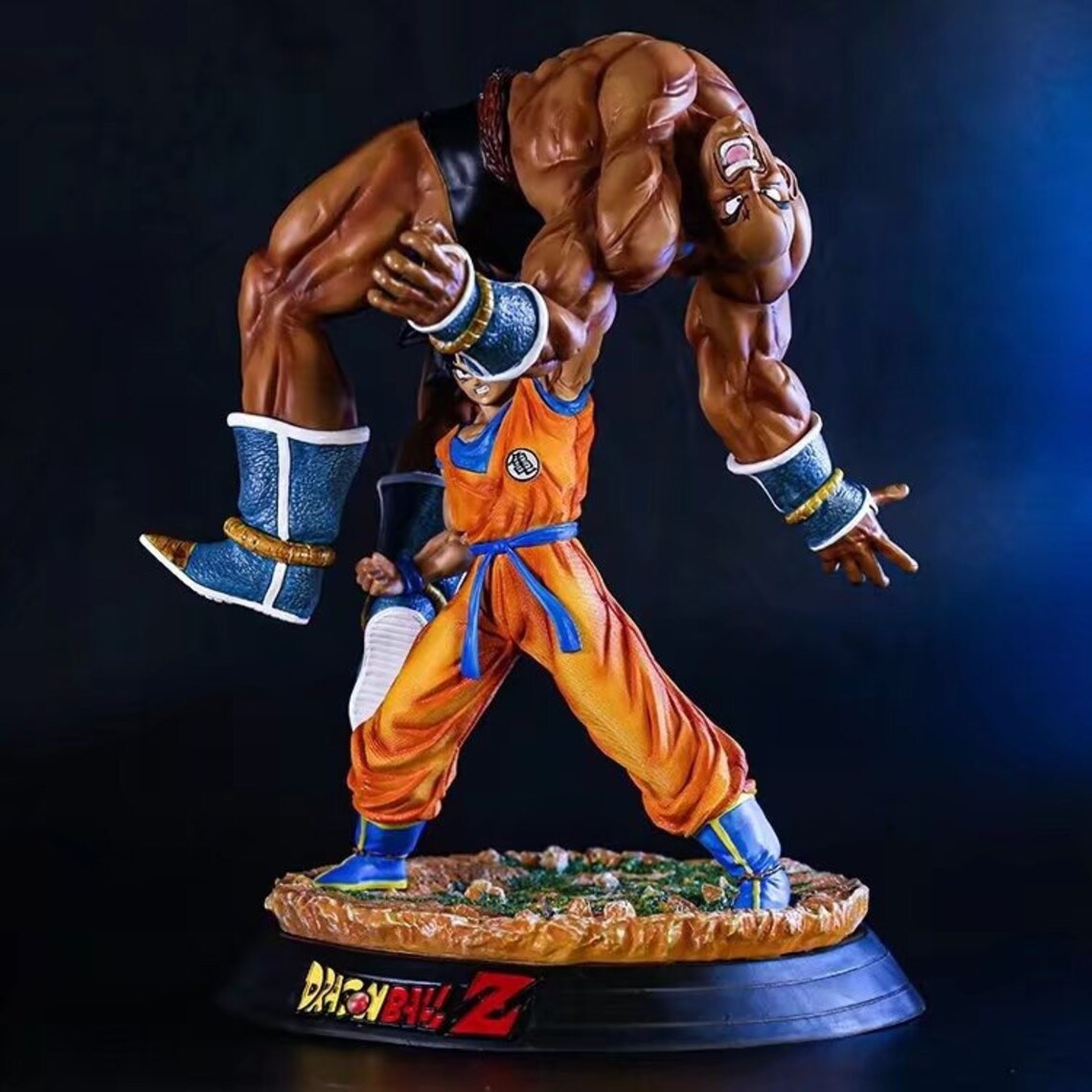 Goku VS Nappa Figure